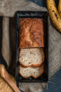 Karmelowy chlebek bananowy (6 składników)